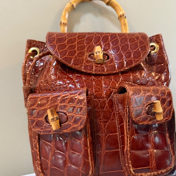 Giorgio’s of Palm Beach, Doctor bag and backpack and shoes. - Picture 10 of 16